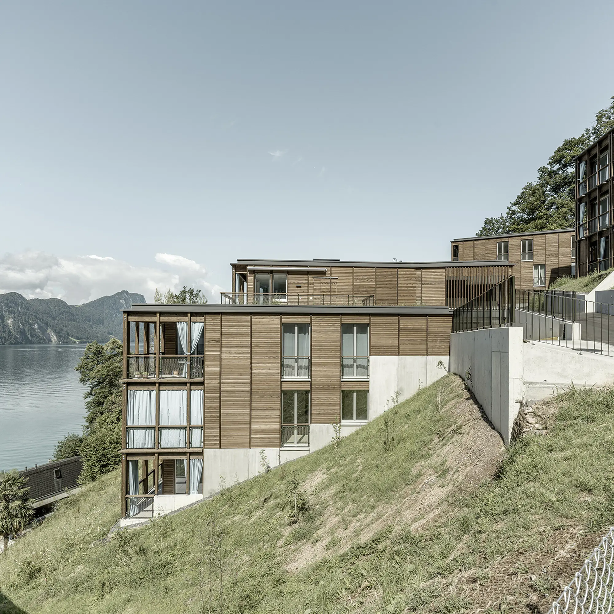 Seraina Invest Vitznau Aussen NB 003 LR